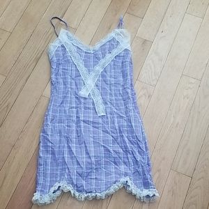 New with tags size says L but really a small